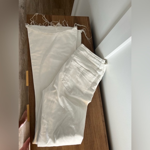 White wide leg pants with distressed bottom - Picture 2 of 2